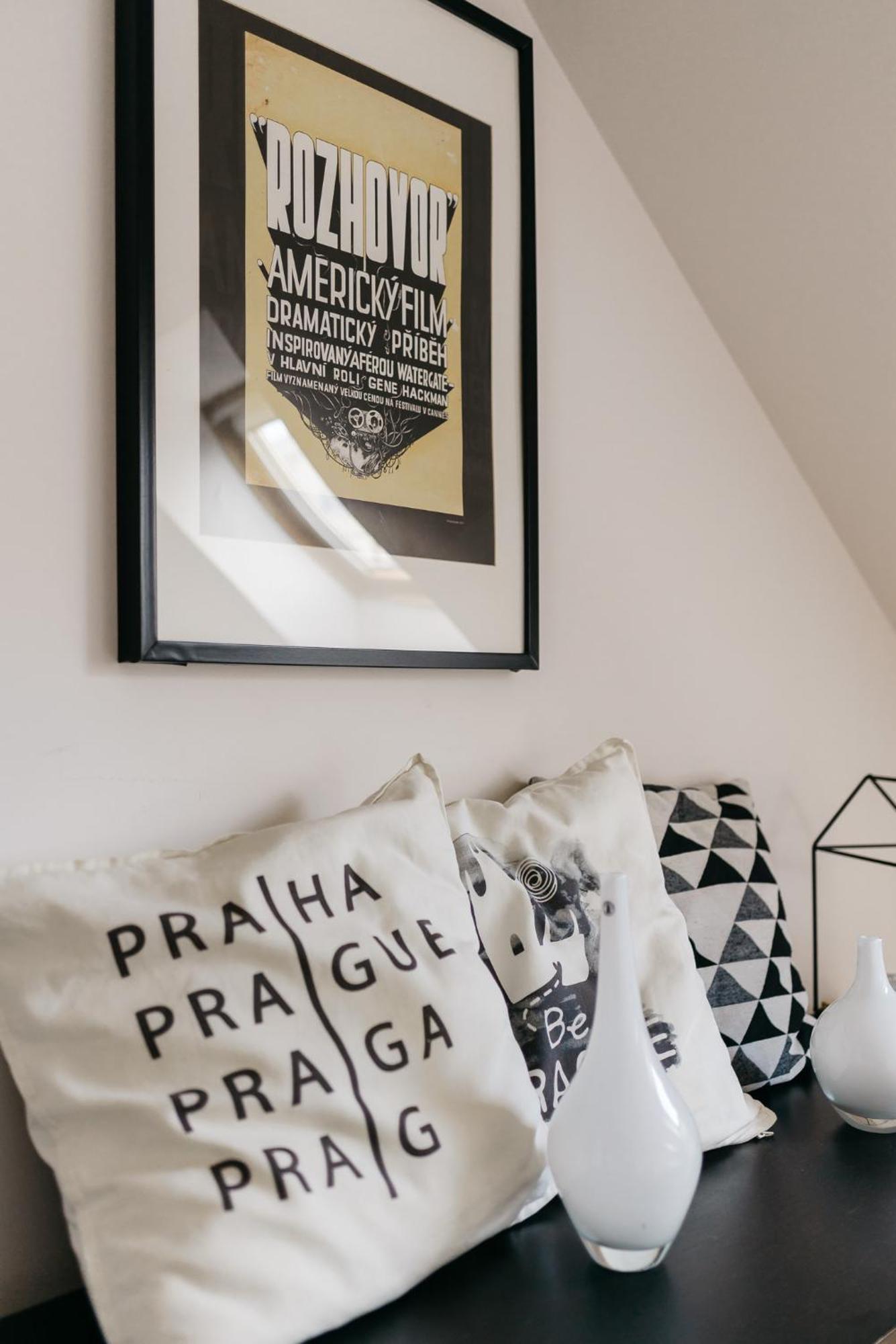 Roy 2 Bdr Apartment With Prague Castle View, Parking & Ac Exteriér fotografie