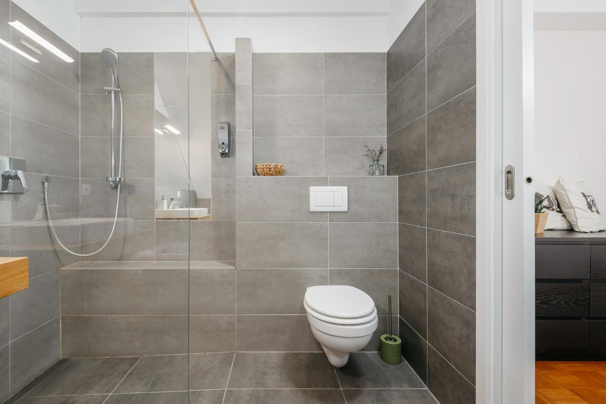 Roy 2 Bdr Apartment With Prague Castle View, Parking & Ac Exteriér fotografie